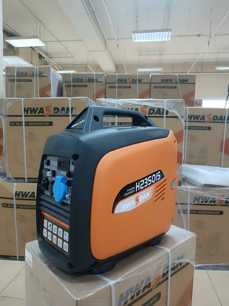 Máy phát điện chạy xăng HWASDAN 2.2KW H2350iS inverter