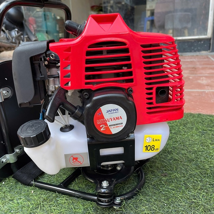Máy sạc cỏ 2 thì Mitsuyama 1700W TL-XCMN520