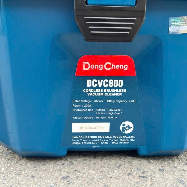 Máy hút bụi dùng pin 20V DONGCHENG DCVC800 - Bộ 1 pin 4a sạc thùng nhựa