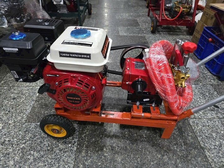Máy rửa xe dây đai HA chạy xăng 5KW - 6.5HP