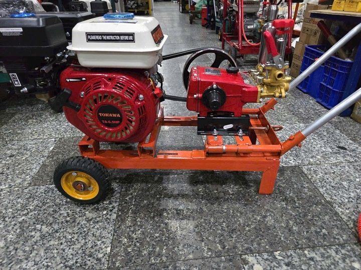 Máy rửa xe dây đai HA chạy xăng 5KW - 6.5HP