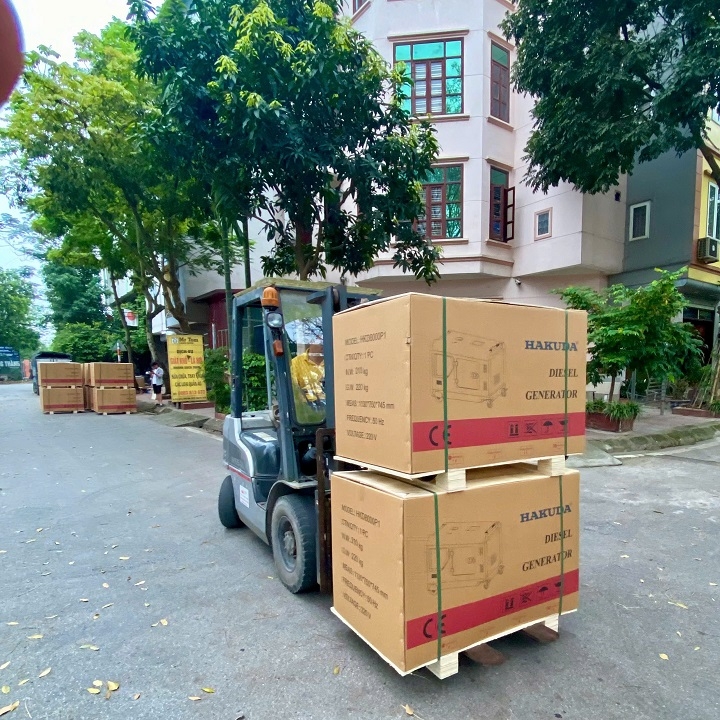 Máy phát điện chạy dầu 12KW HAKUDA HKD12000P3PRO siêu cách âm