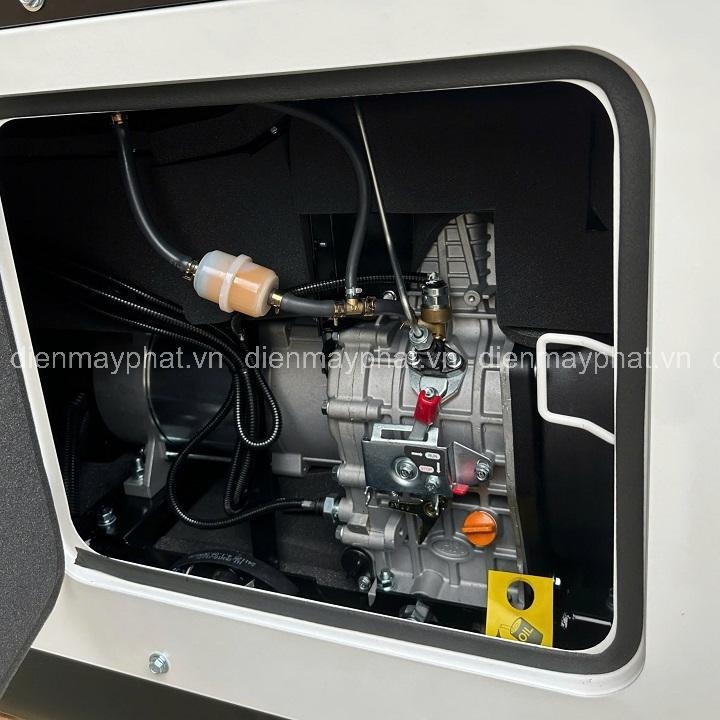 Máy phát điện chạy dầu gia đình 8Kw HAKUDA HKD8000P1