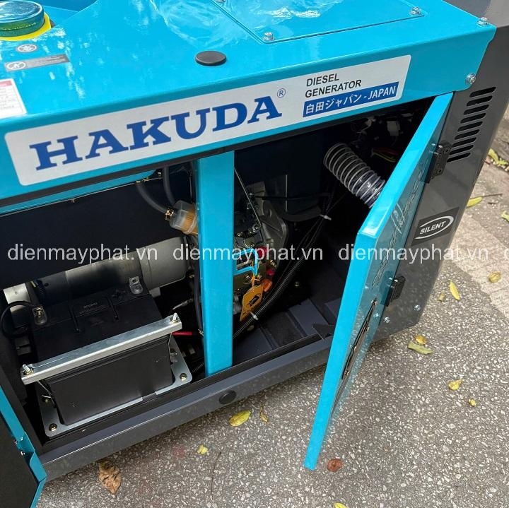 Máy phát điện chạy dầu HAKUDA 7KW HKD7000P1