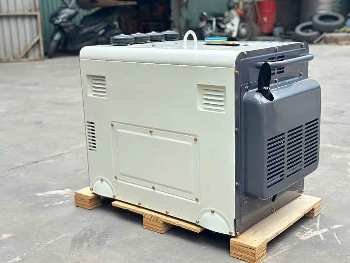 Máy phát điện chạy dầu HUSVANA HP-8500 7KW