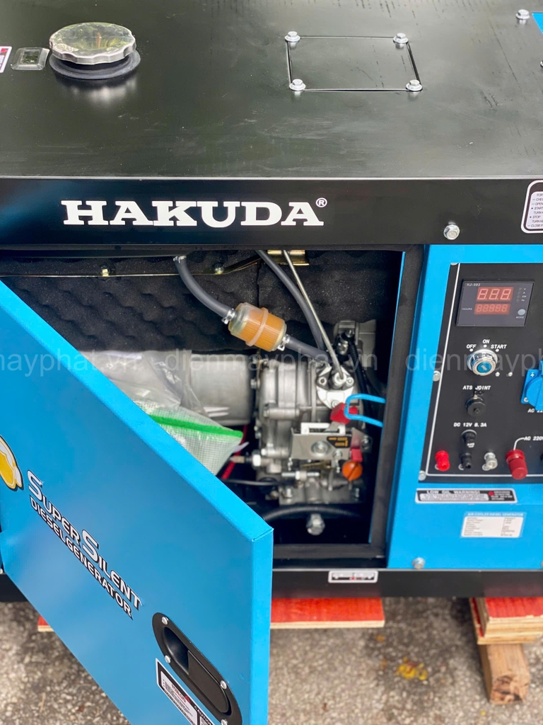 Máy phát điện gia đình chạy dầu HAKUDA 7kW HKD7001P1