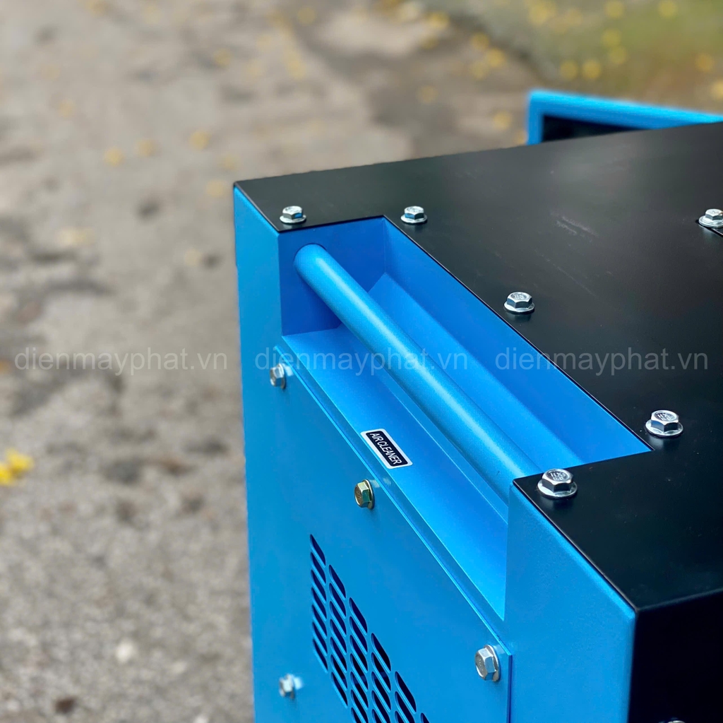 Máy phát điện gia đình chạy dầu HAKUDA 7kW HKD7001P1