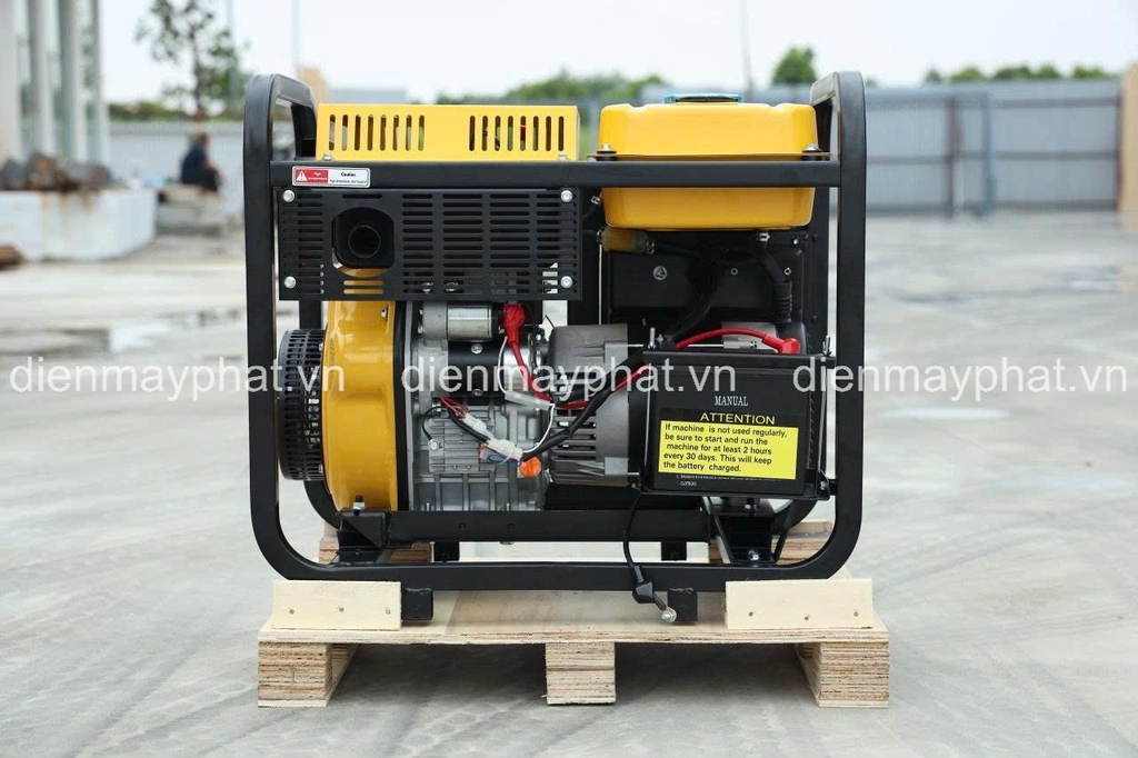 Máy phát điện chạy dầu KAMATSU 8KW KD9500S