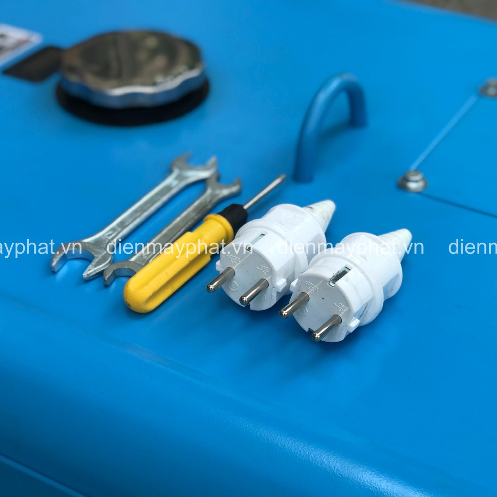 Máy phát điện chạy dầu diesel 5kW HAKUDA HKD5000P1
