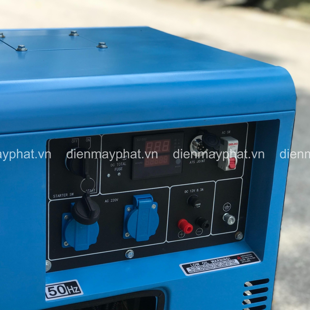 Máy phát điện chạy dầu HAKUDA HKD5000P1 5KW