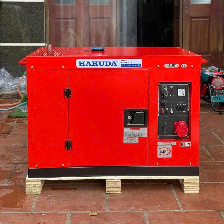 Máy phát điện chạy dầu HAKUDA HKD8000P3 8KW 3 pha