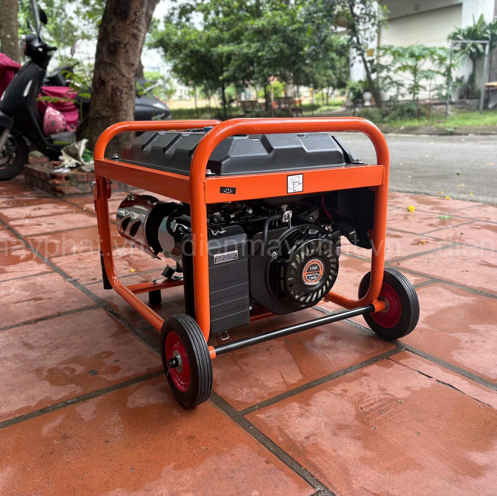 Máy phát điện chạy xăng 3KW MACTOOL EV4200-XD đề nổ