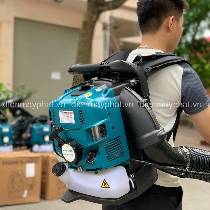 Máy thổi bụi đeo vai 4 thì HAKUDA HKD4T2800 2.8KW
