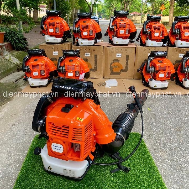 Máy thổi bụi đeo vai 2 thì HAKUDA HKD2T3700 3.7KW