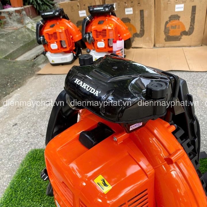 Máy thổi bụi đeo vai 2 thì HAKUDA HKD2T3700 3.7KW