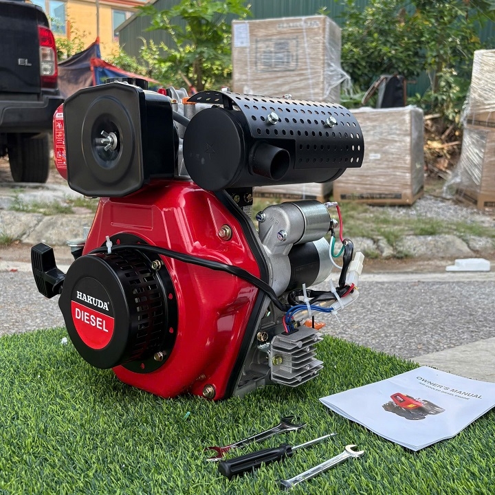 Máy nổ dầu 4.8HP Hakuda HKD173FE có đề