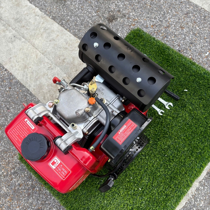 Máy nổ dầu 5.4HP Hakuda HKD178FE có đề