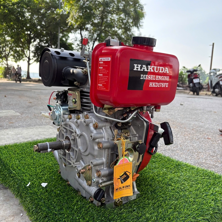 Máy nổ dầu 5.4HP Hakuda HKD178FE có đề