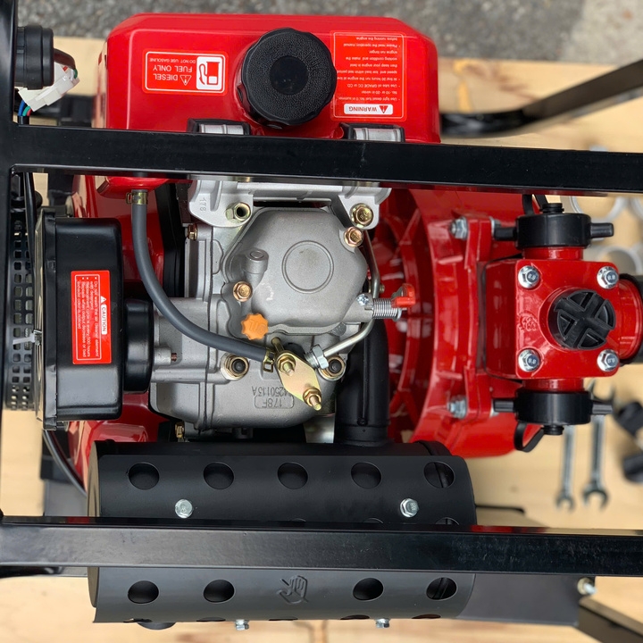 Máy bơm nước cứu hỏa chạy dầu HAKUDA HKD50DNE 4KW