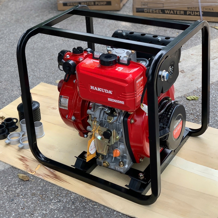 Máy bơm nước chạy dầu cao áp 4KW HAKUDA HKD50DNE có đề