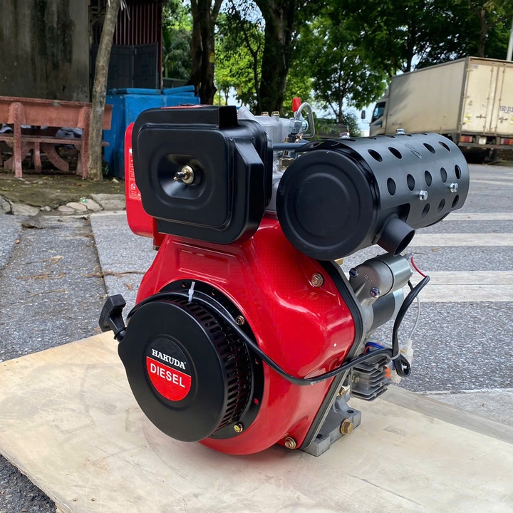 Máy nổ dầu 11.6HP HAKUDA HKD192FE có đề
