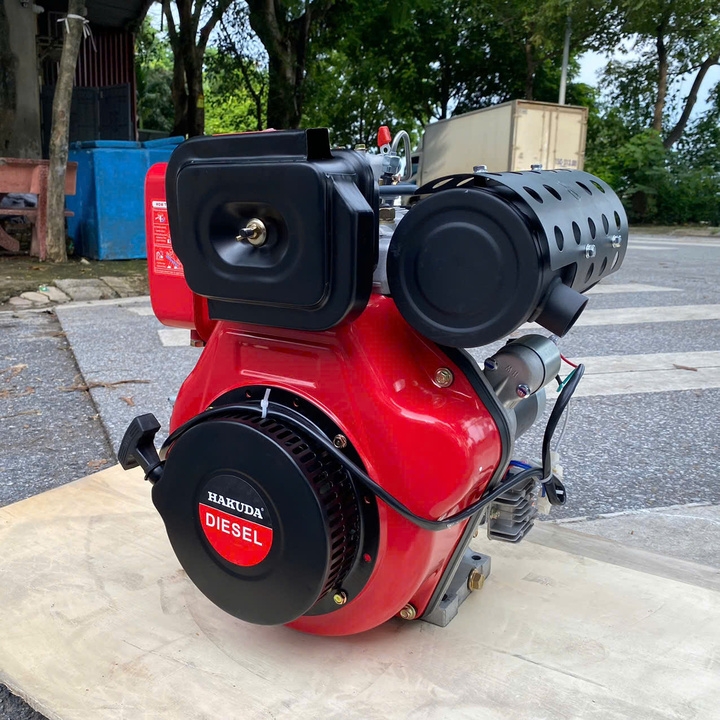 Máy nổ dầu 11.6HP HAKUDA HKD192FE có đề