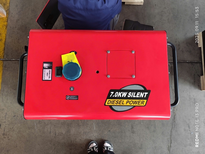 Máy phát điện chạy dầu HAKUDA HKD7000P1 7KW