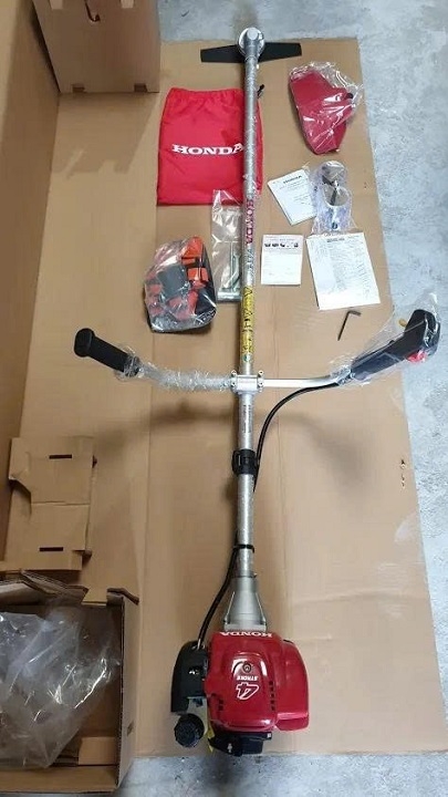 Máy cắt cỏ HONDA 4 thì 1.6HP/1.2KW UMK435T U2ST