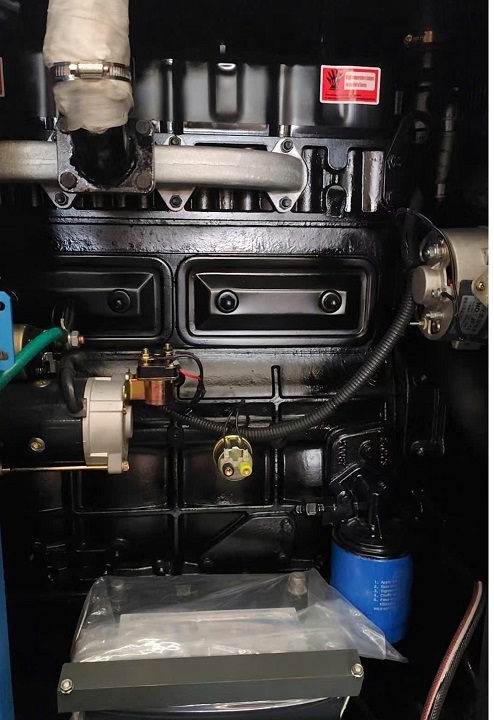 Máy phát điện 30KW công nghiệp HAKUDA