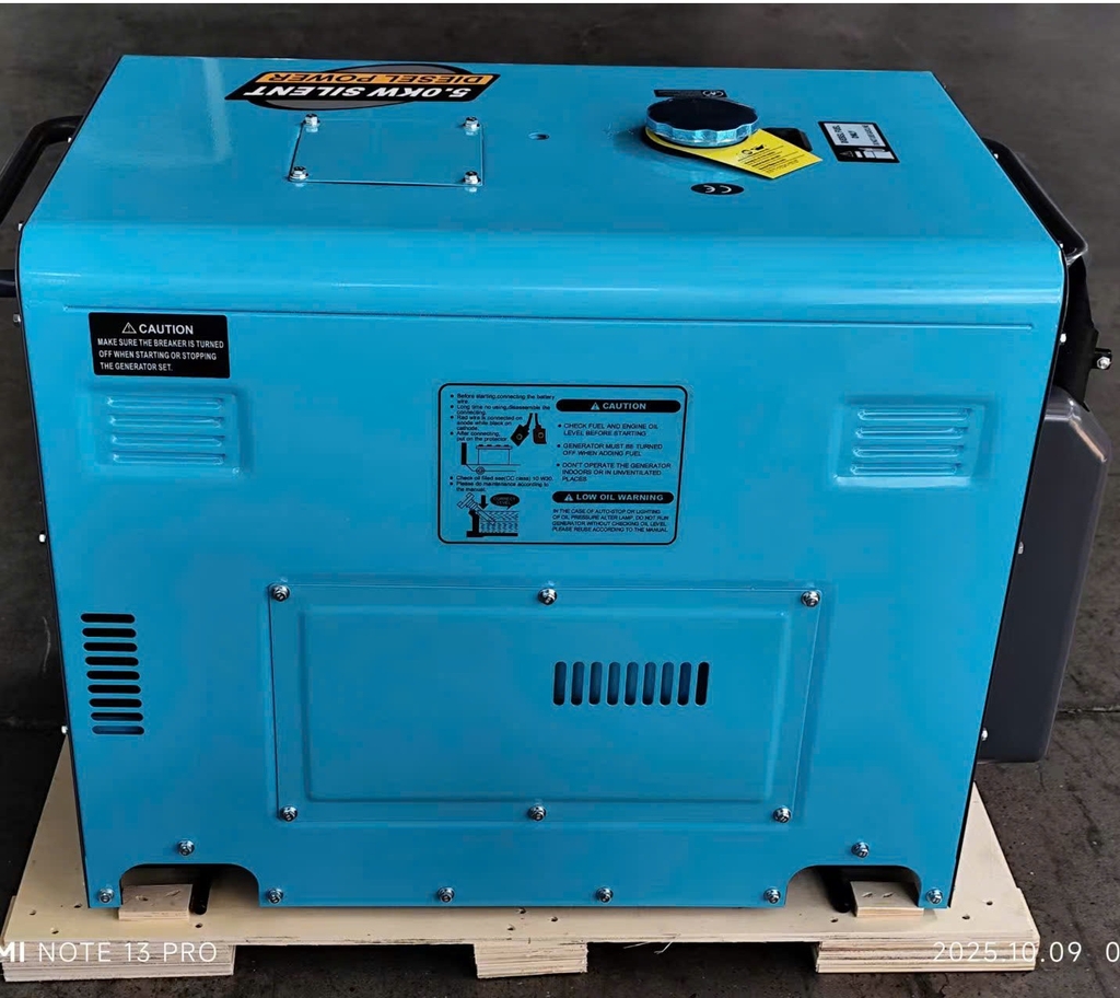 Máy phát điện chạy dầu HAKUDA HKD5000P1 5KW