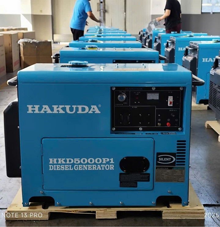 Máy phát điện chạy dầu HAKUDA HKD5000P1 5KW