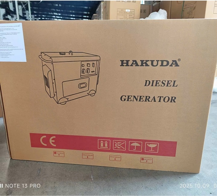 Máy phát điện chạy dầu HAKUDA HKD5000P1 5KW