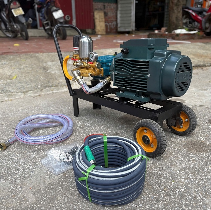 Máy rửa xe đầu liền HA ADX25DAT 2200W