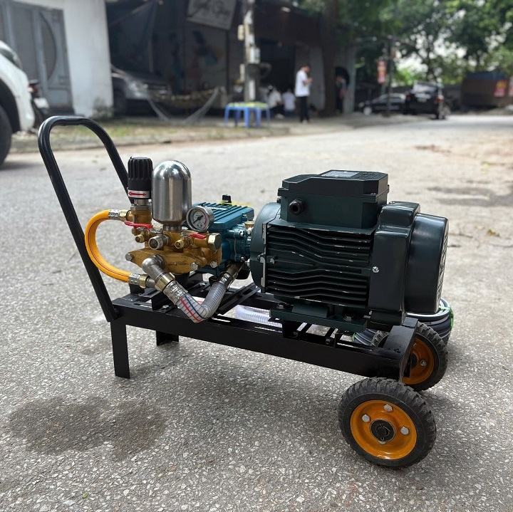 Máy rửa xe đầu liền HA ADX25DAT 2200W