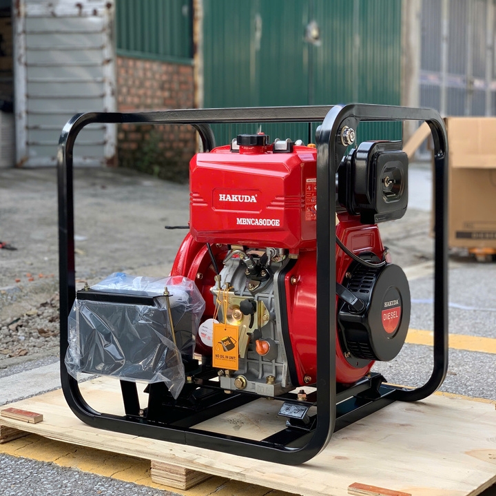 Máy bơm nước 4KW chạy dầu cao áp HAKUDA MBNCA50DGE