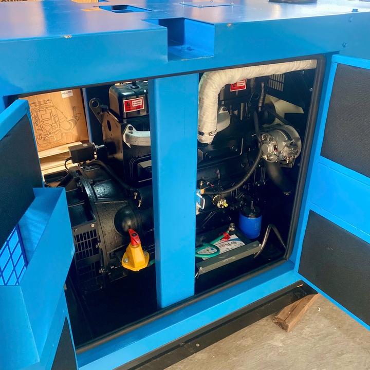 Máy phát điện 20KW công nghiệp HAKUDA HKD20KP3TC