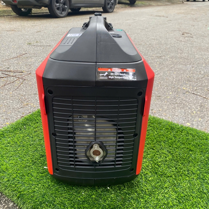 Máy phát điện gia đình chạy xăng 4KW HAKUDA HKD4000i Inverter