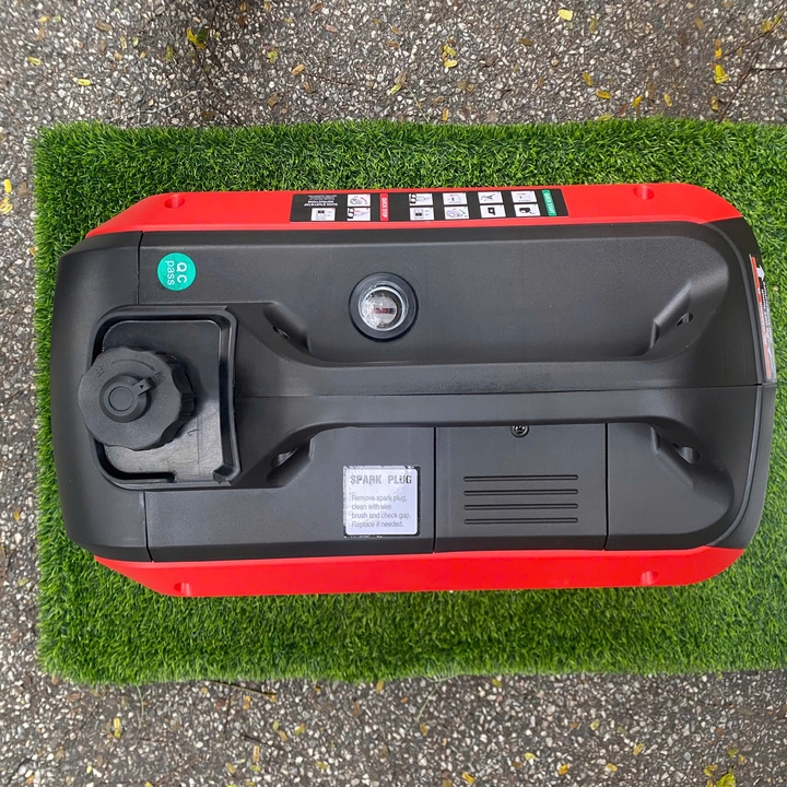 Máy phát điện gia đình chạy xăng 4KW HAKUDA HKD4000i Inverter