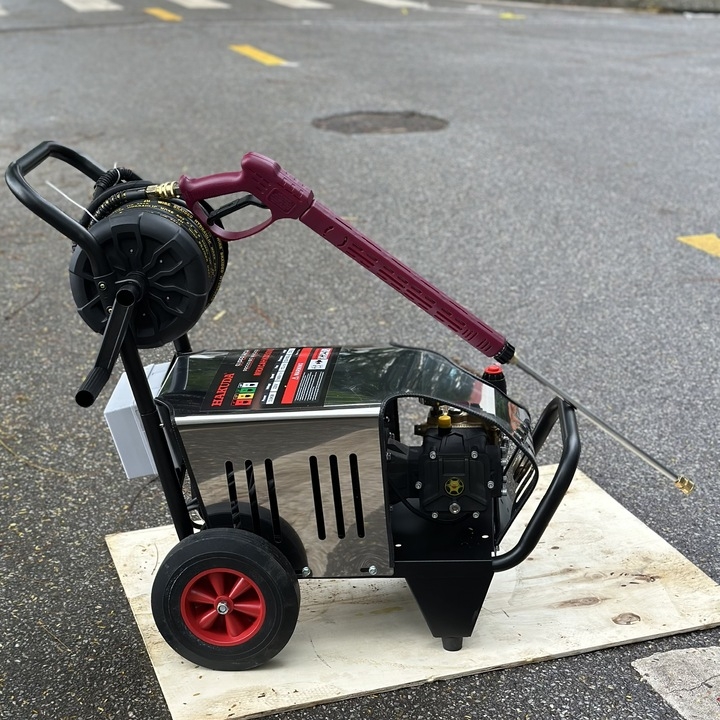 Máy rửa xe công nghiệp 3KW HAKUDA MRXCAHKD3000 rulo cuộn