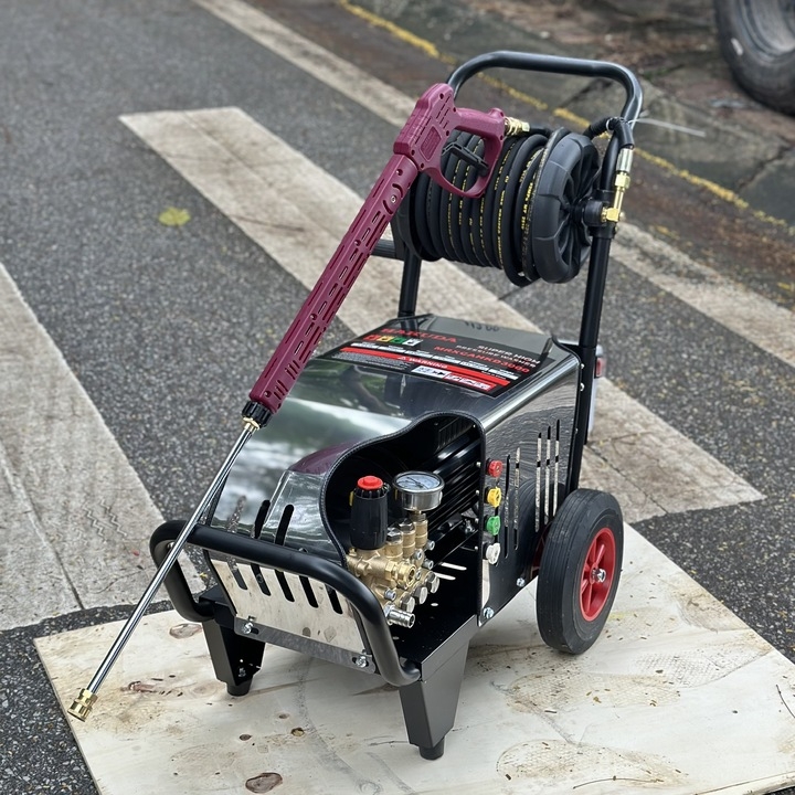 Máy rửa xe công nghiệp HAKUDA 3KW MRXCAHKD3000