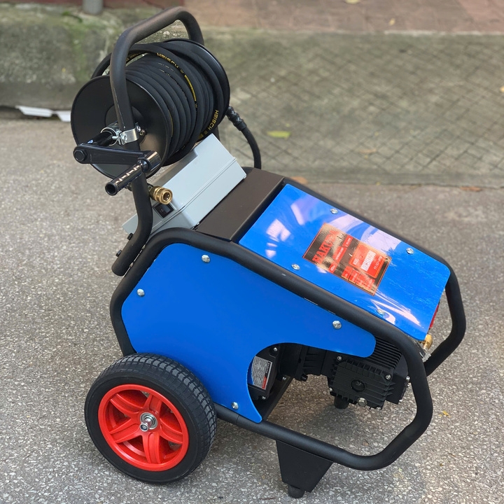 Máy phun xịt áp lực cao HAKUDA 3KW MRXCAHKD3500-2