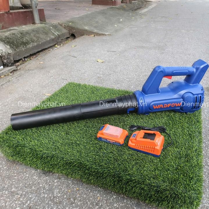 Máy Thổi Lá Dùng Pin 20V Wadfow WBLP521 gồm 1 pin 1.5Ah và 1 sạc