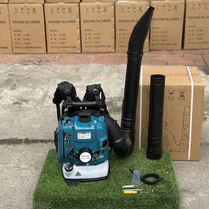 Máy thổi bụi đeo vai 4 thì 3.3KW HAKUDA HKD4T3300