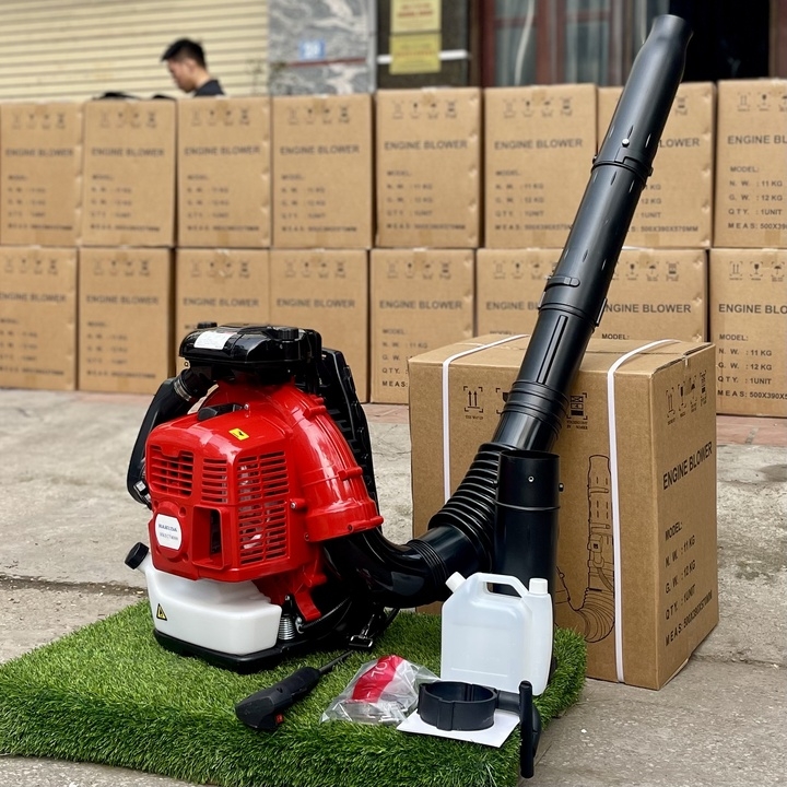 Máy thổi bụi đeo vai 2 thì 4KW HAKUDA HKD2T4000