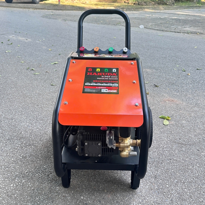 Máy rửa xe cao áp 3KW HAKUDA MRXCAHKD3000