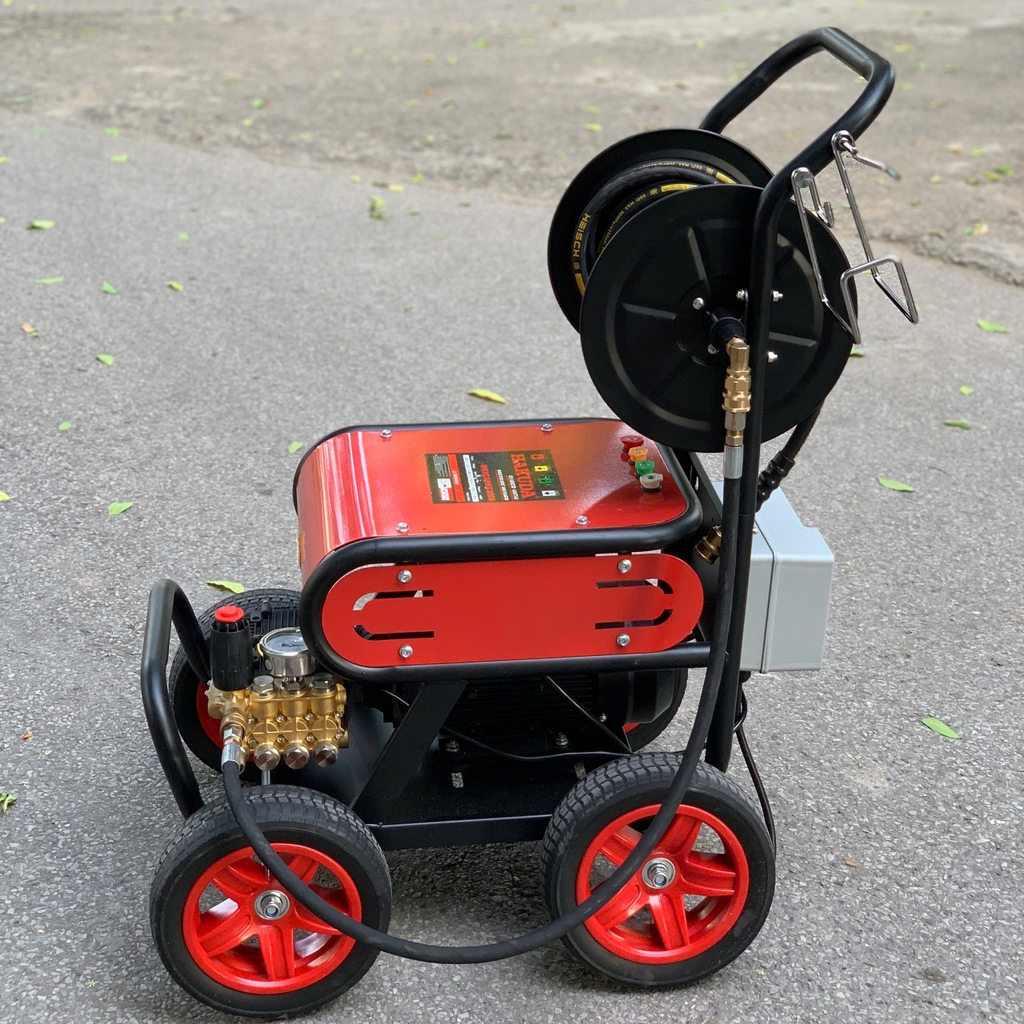 Máy rửa xe công nghiệp 3.5KW HAKUDA MRXCAHKD3500