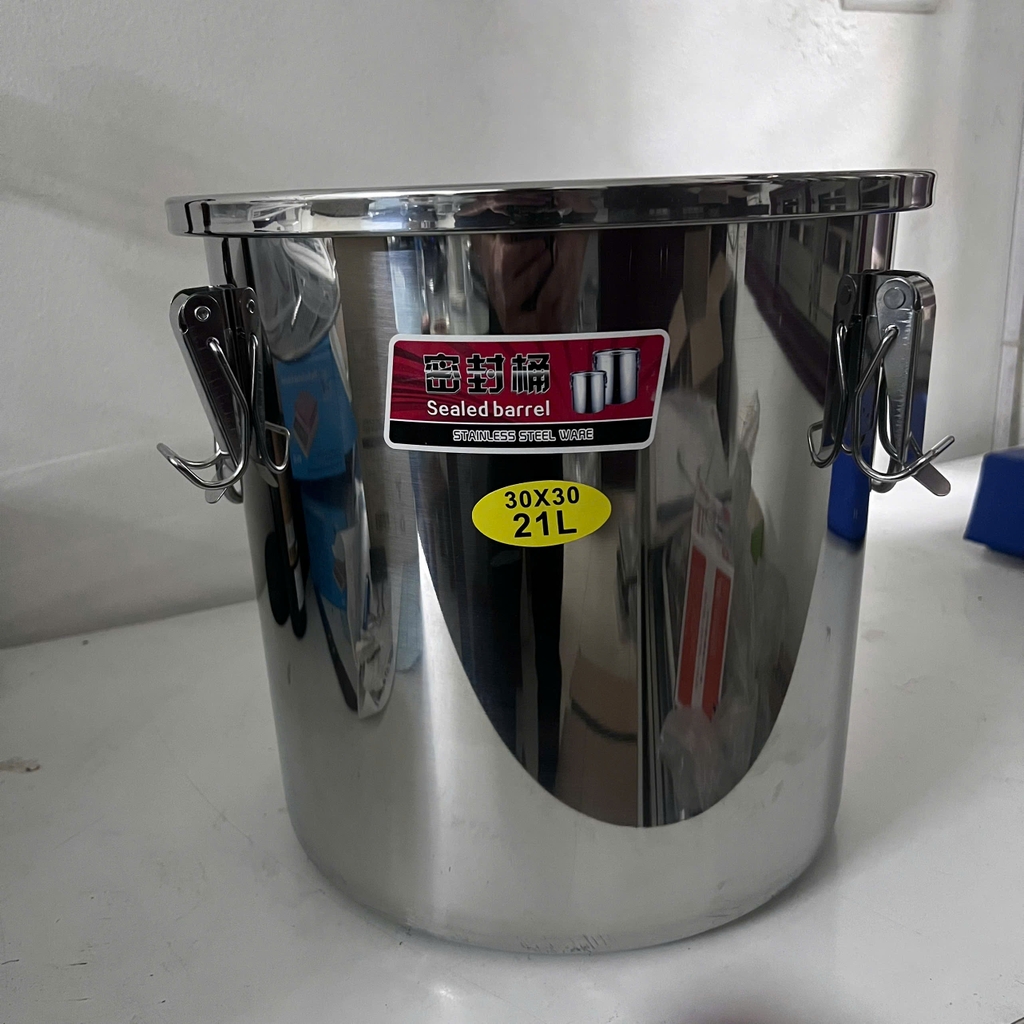 THÙNG INOX 304 CÓ NẮP GÀI 12 - 170L