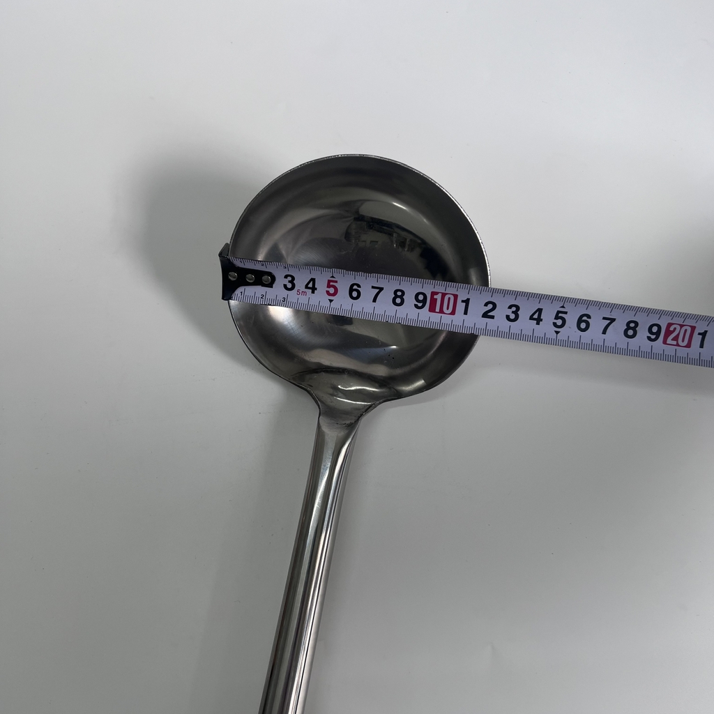 Muôi múc canh inox cán dài