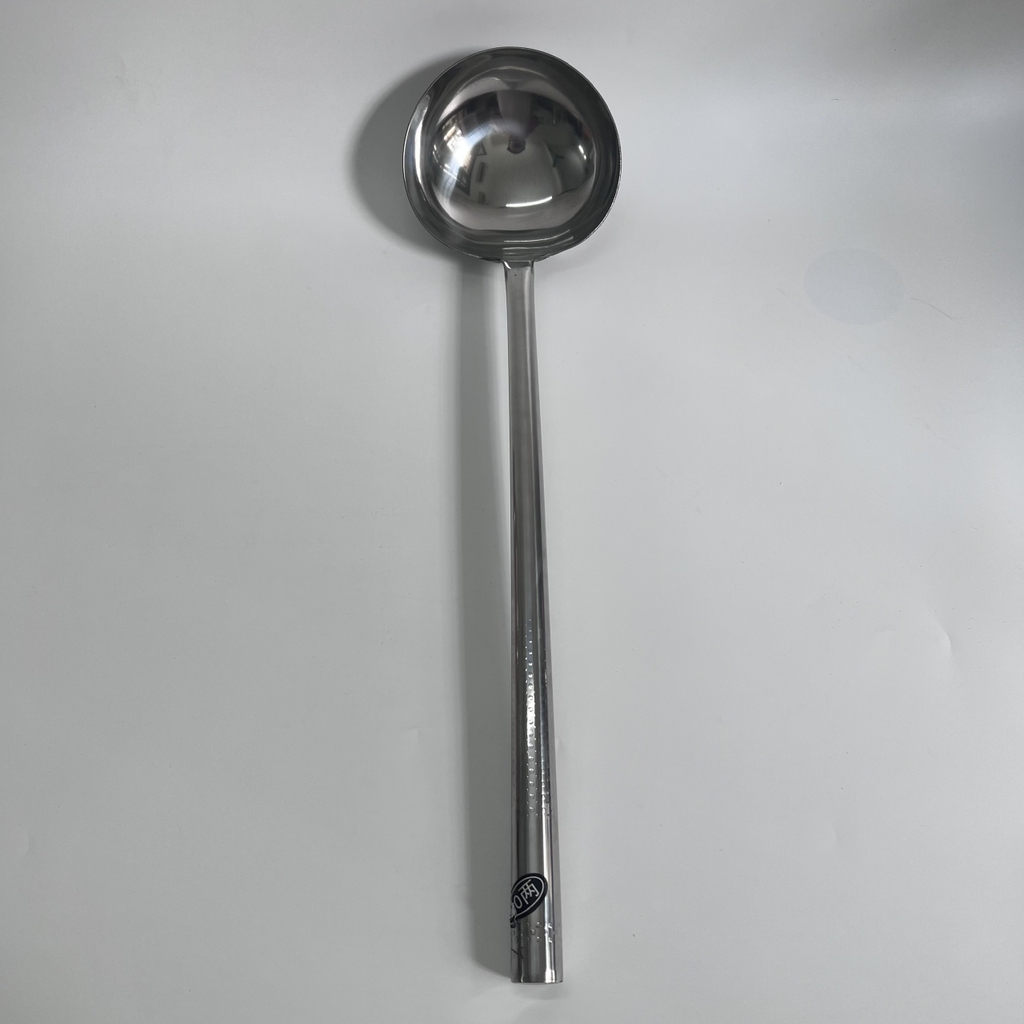Muôi múc canh inox cán dài