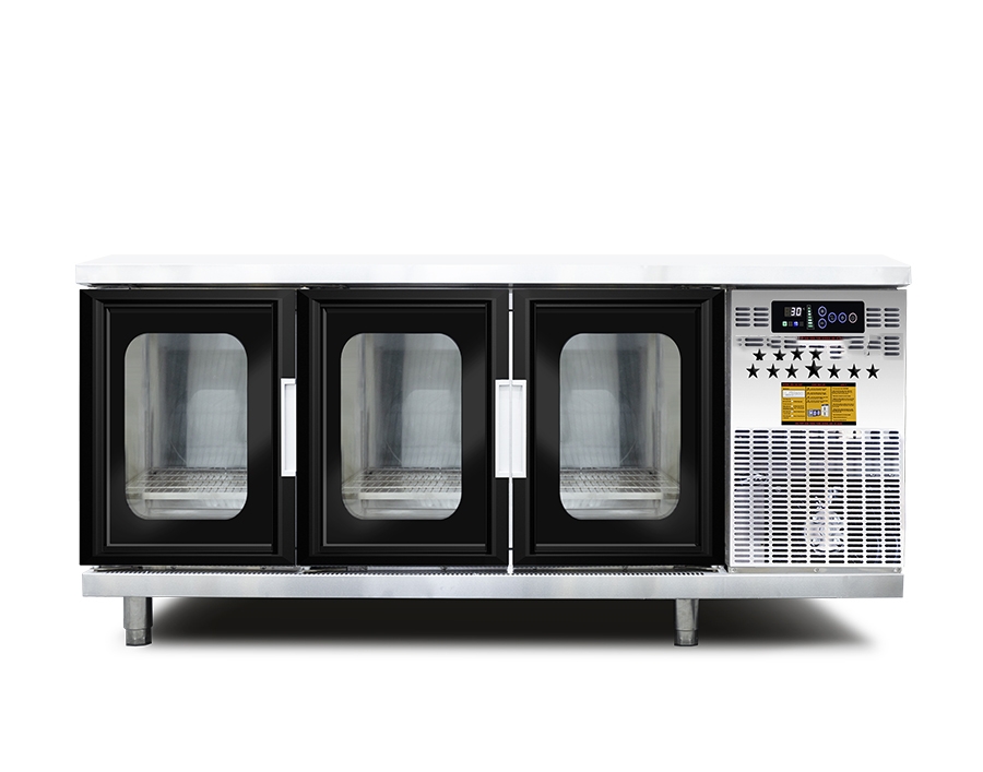 Tủ bàn lạnh cánh  kính 1,8m Minke MK-BLK18